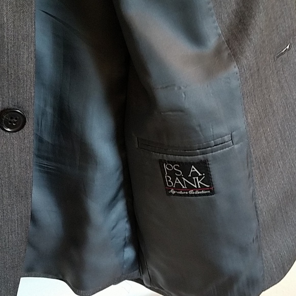 JoS. A. Banks Men's business suit - Picture 3 of 3